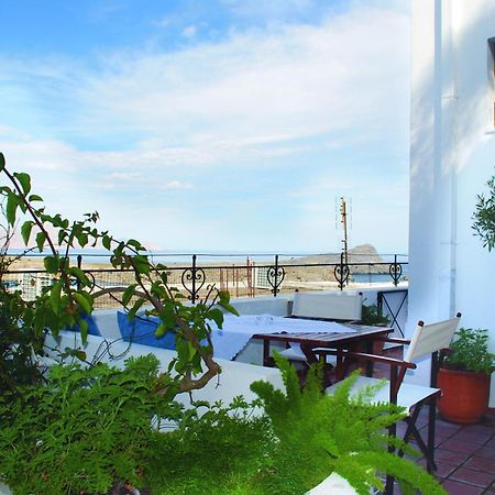 Maris Lindos Suites & Apartments Eksteriør bilde